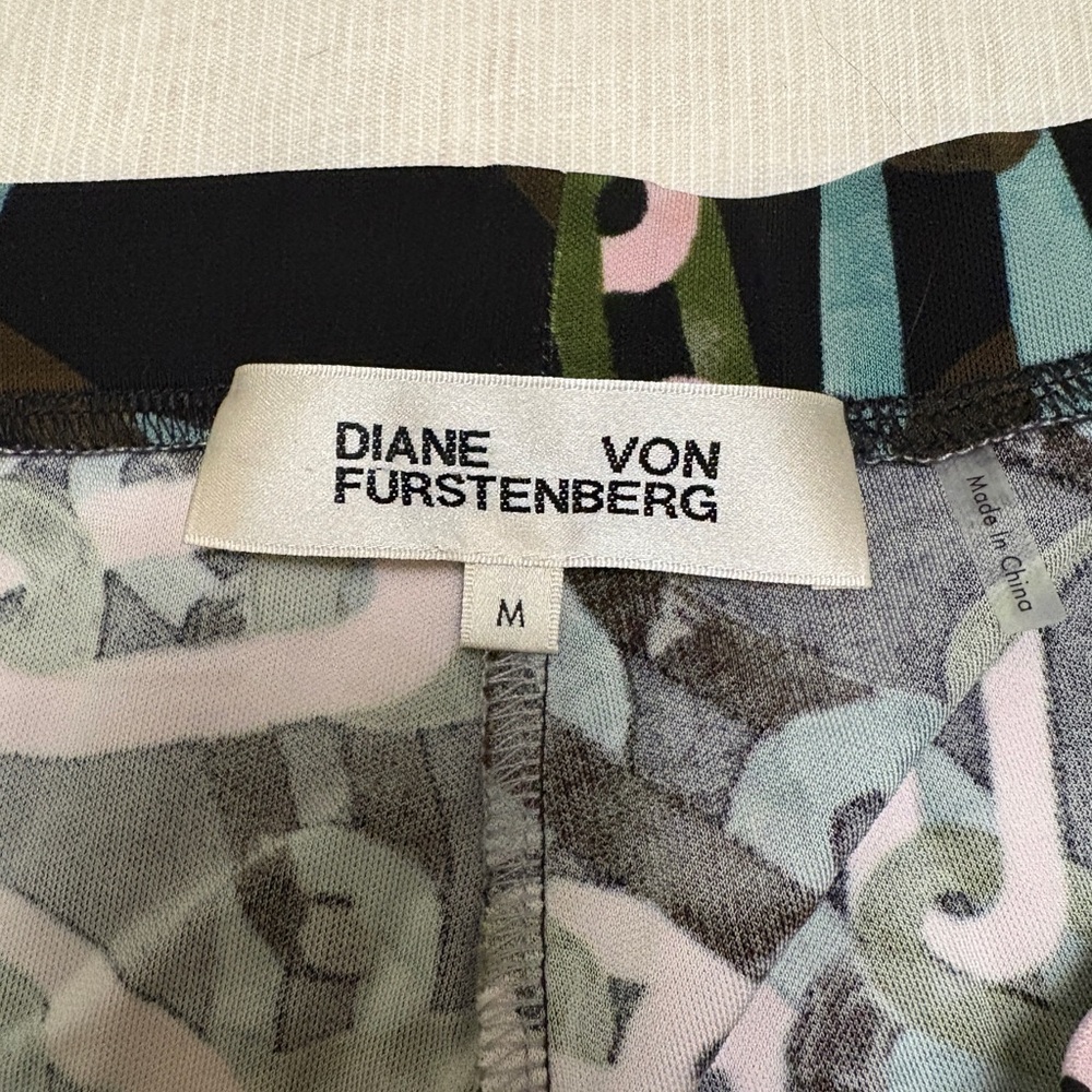 DVF Chain Link Print Jersey Pants - Picture 2 of 5